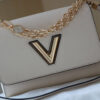 Stylish Fashion Carry L*V Handbag 903