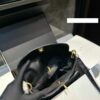 Stylish Fashion Carry CN Handbag C765 Stylish Fashion Carry CN Handbag C765