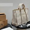 Stylish Fashion Carry CN Handbag C717-1