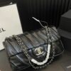 Stylish Fashion Carry CN HandBag 696 Stylish Fashion Carry CN HandBag 696