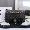 Stylish Fashion Carry CN Handbag 670 Stylish Fashion Carry CN Handbag 670