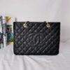 Stylish Fashion Carry CN Handbag 626 Stylish Fashion Carry CN Handbag 626