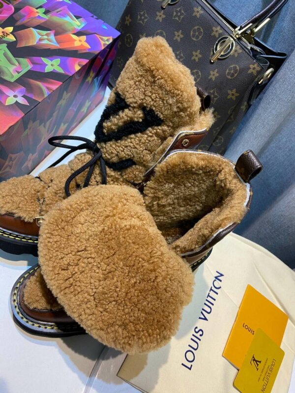 New Collection Fashion Women LV Shoes 118