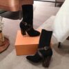 New Collection Fashion Women LV Shoes 038