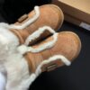 New Collection Fashion Shoes U3005