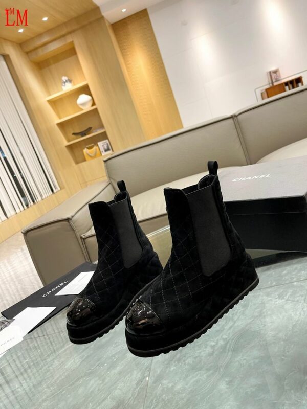 New Collection Fashion Women CN Shoes 335