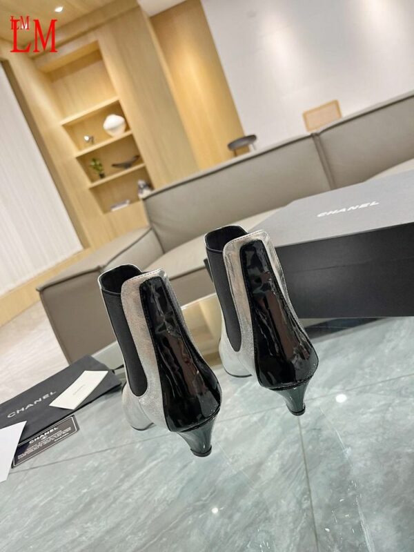 New Collection Fashion Women CN Shoes 333