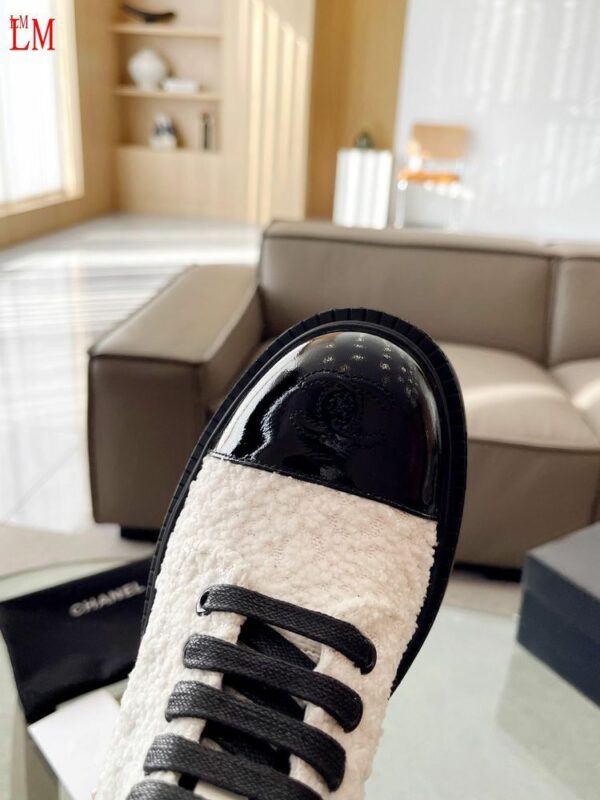 New Collection Fashion Women CN Shoes 325