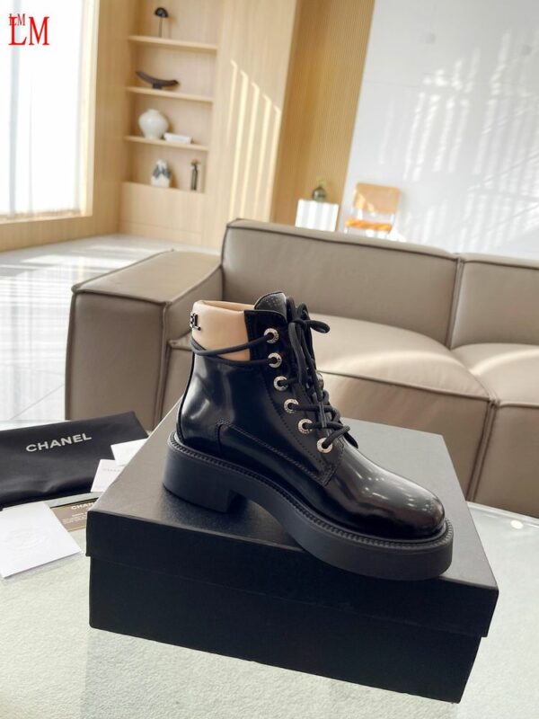 New Collection Fashion Women CN Shoes 324