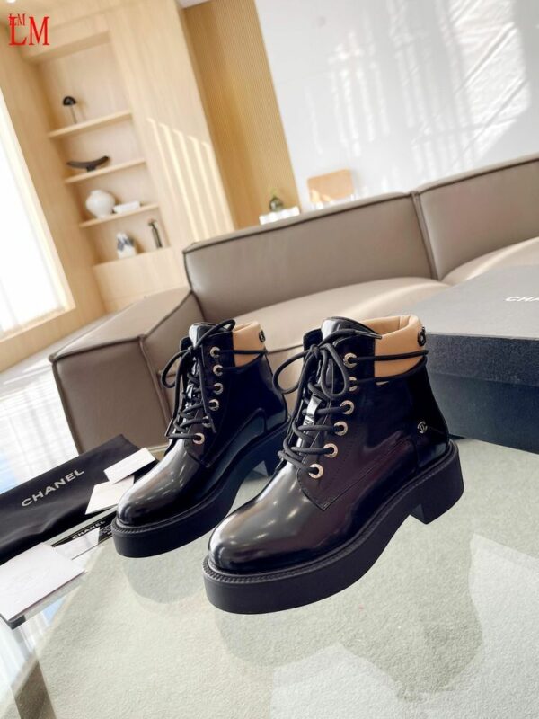 New Collection Fashion Women CN Shoes 324