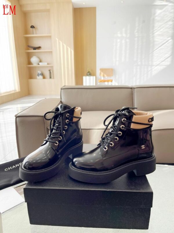 New Collection Fashion Women CN Shoes 324