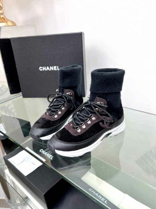 New Collection Fashion Women CN Shoes 305