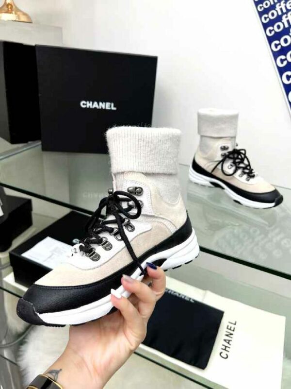 New Collection Fashion Women CN Shoes 304