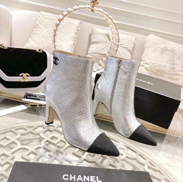 New Collection Fashion Women CN Shoes 301