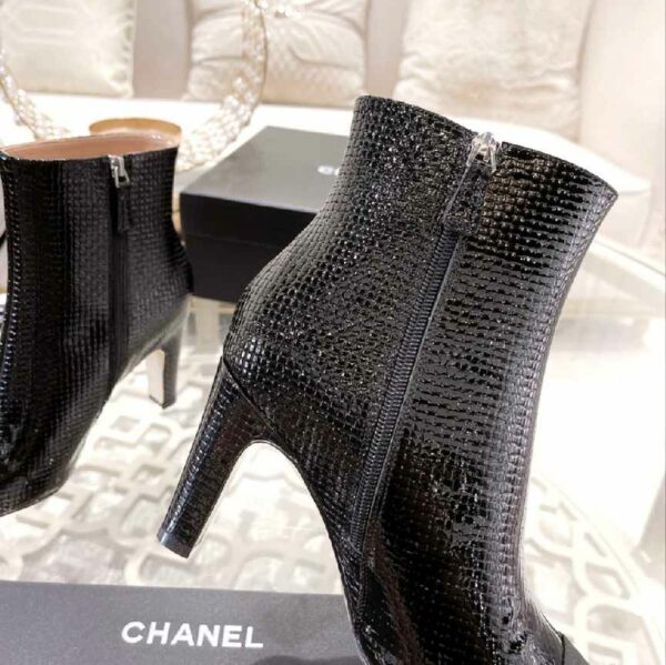 New Collection Fashion Women CN Shoes 300