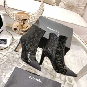 New Collection Fashion Women CN Shoes 300
