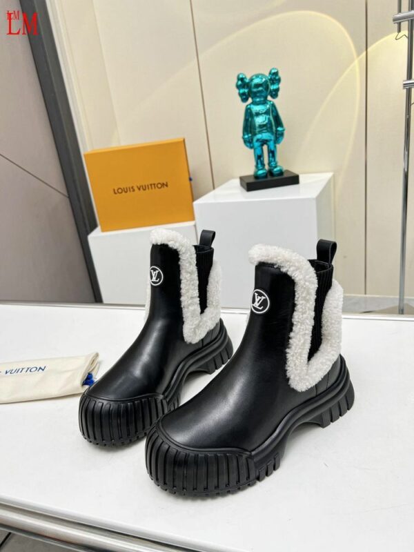 New Collection Fashion Women LV Shoes 372