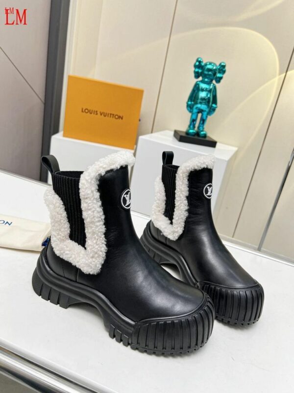 New Collection Fashion Women LV Shoes 372