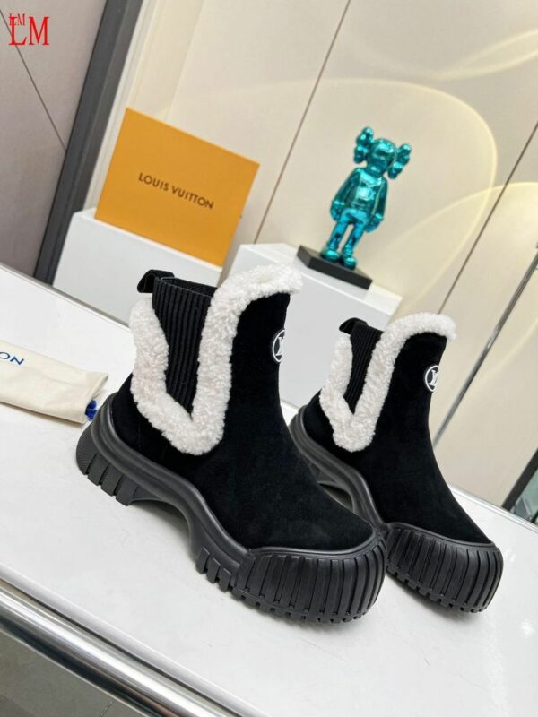 New Collection Fashion Women LV Shoes 371