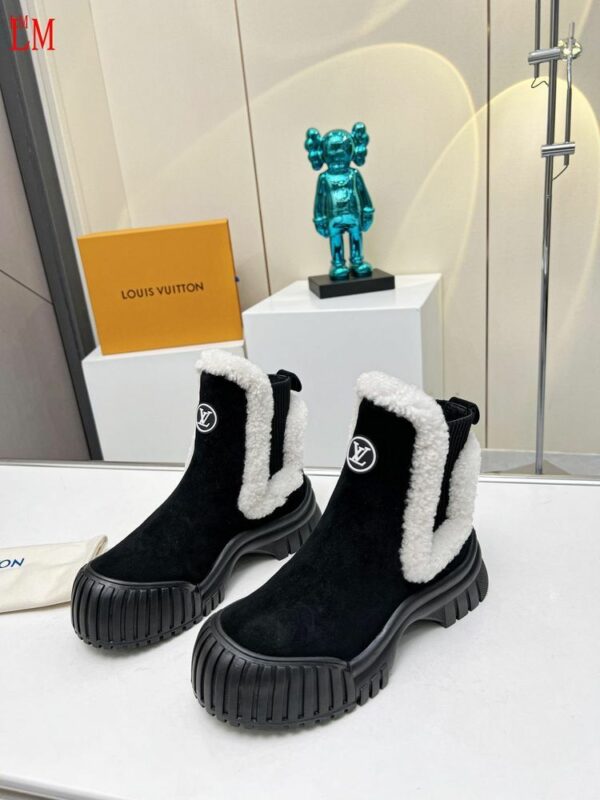 New Collection Fashion Women LV Shoes 371