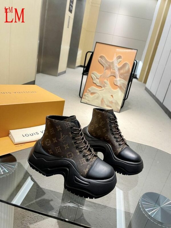 New Collection Fashion Women LV Shoes 368