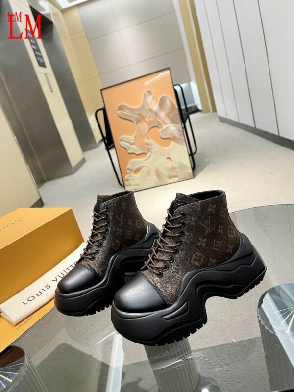 New Collection Fashion Women LV Shoes 368