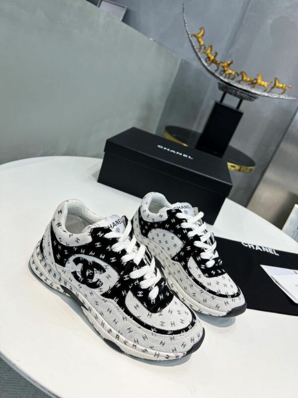 New Fashion Women CN Shoes 268