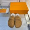 New Fashion Women Slippers 101 New Fashion Women Slippers 101