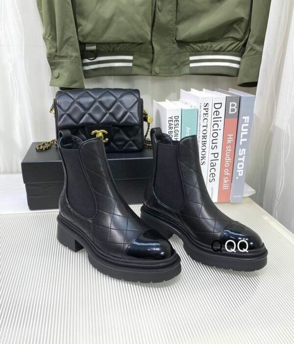 New Collection Fashion Women CN Shoes 235