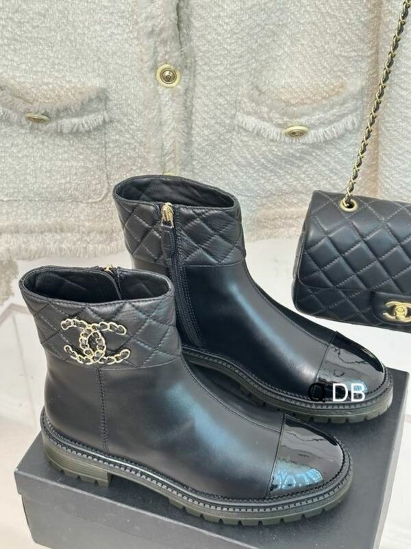 New Collection Fashion Women CN Shoes 212
