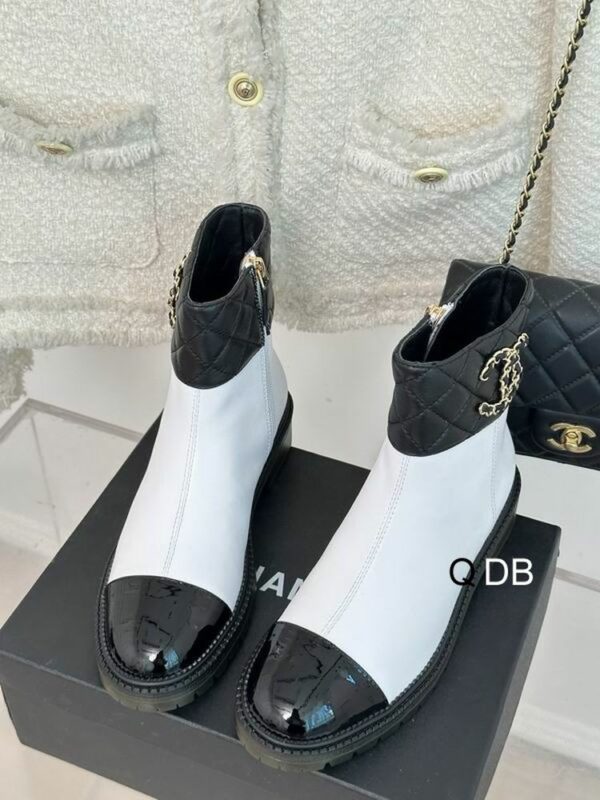 New Collection Fashion Women CN Shoes 212