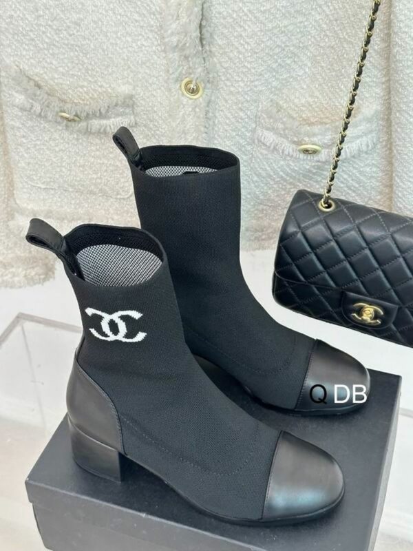 New Collection Fashion Women CN Shoes 211