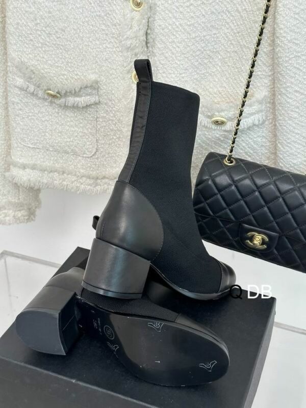 New Collection Fashion Women CN Shoes 211