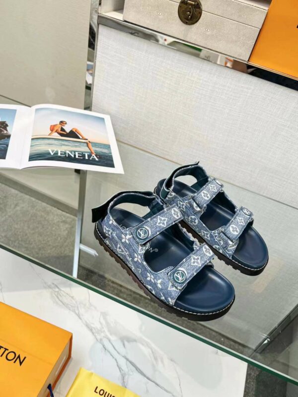 New Collection Fashion Women LV Shoes 168