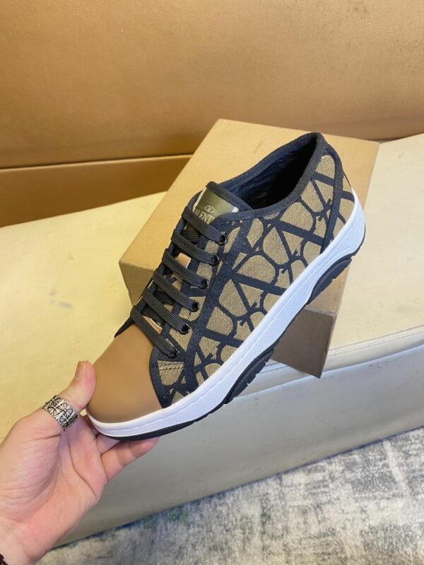 New Fashion Shoes V3017