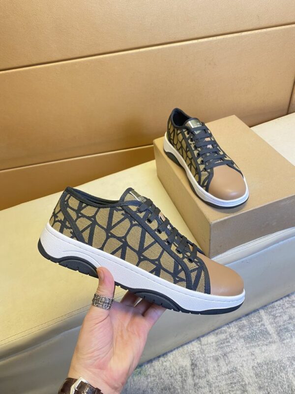 New Fashion Shoes V3017