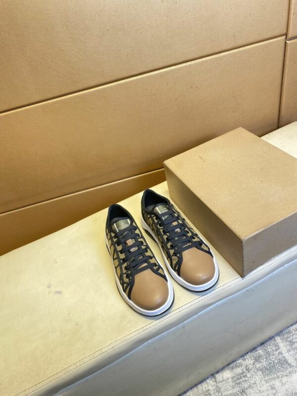New Fashion Shoes V3017