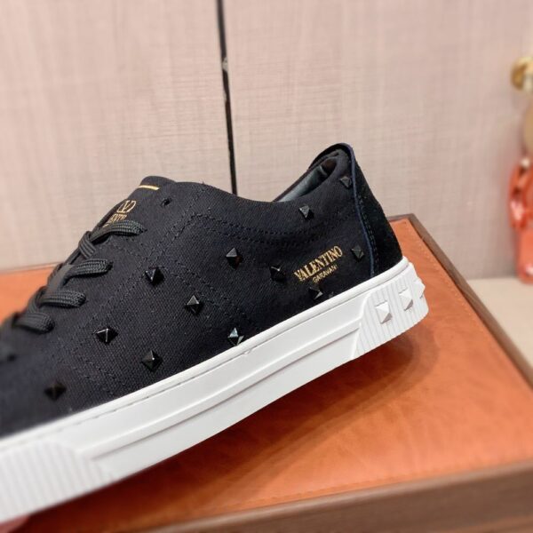 New Fashion Shoes V3015