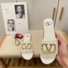 New Collection Fashion Shoes V3010