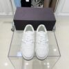 New Collection Fashion Shoes V3009