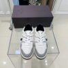 New Collection Fashion Shoes V3009