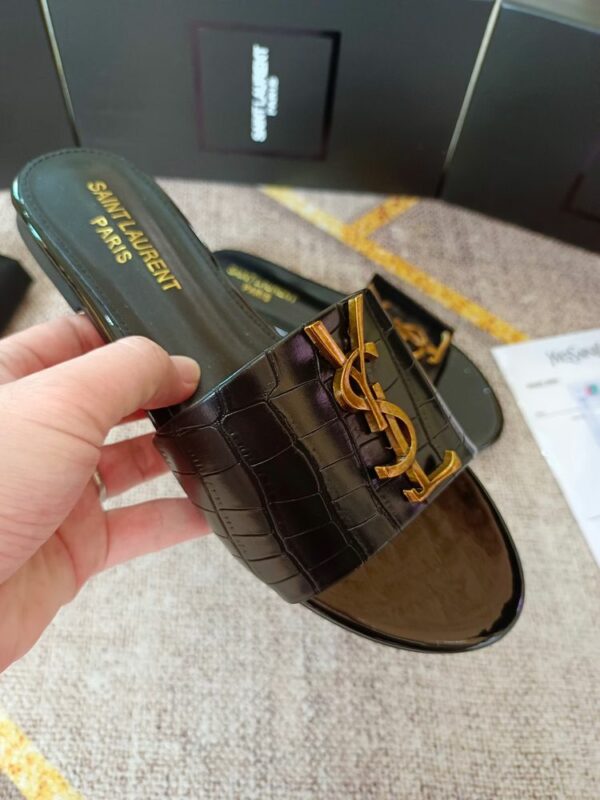 New Fashion Shoes Y3009