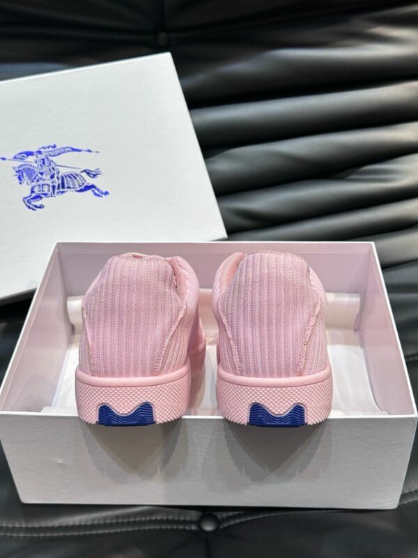 New Fashion Shoes B3064.1