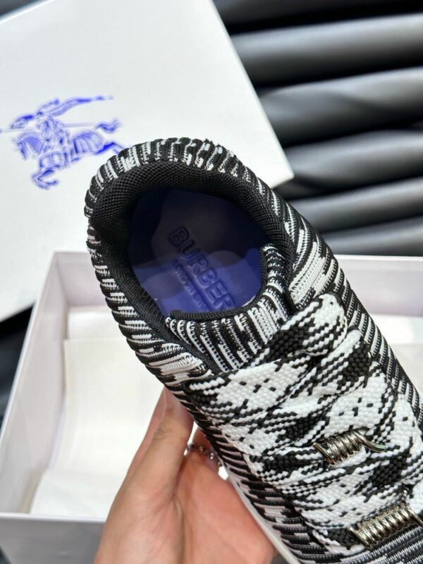 New Fashion Shoes B3064