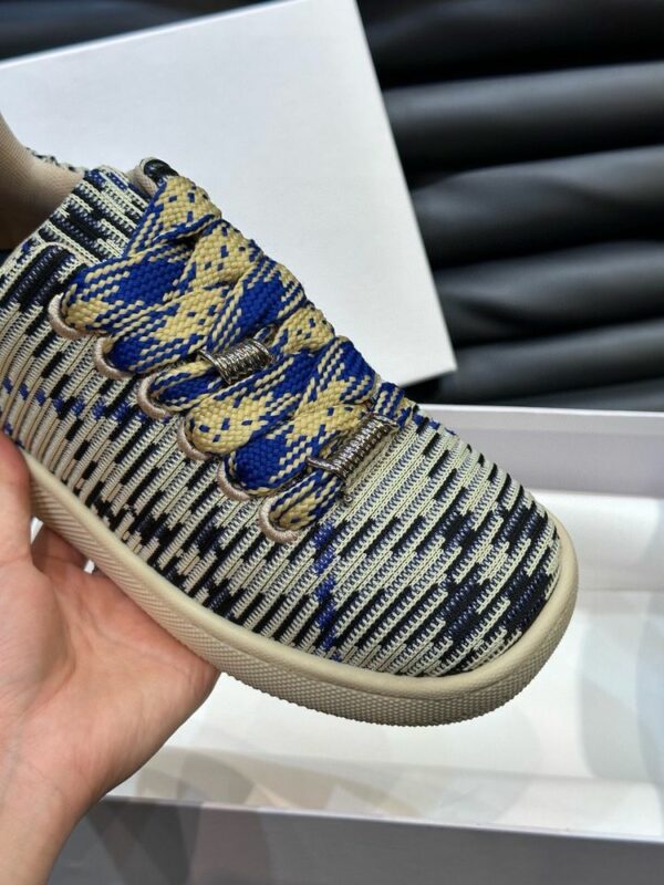 New Fashion Shoes B3064