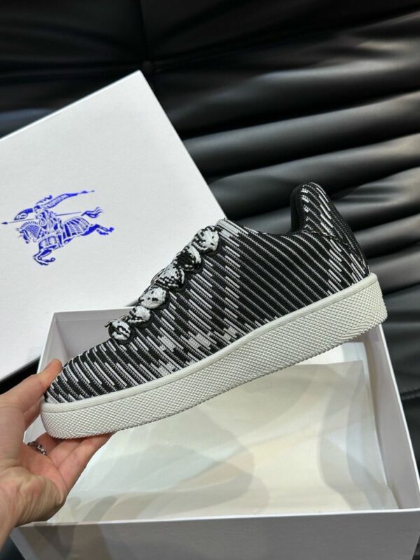 New Fashion Shoes B3064