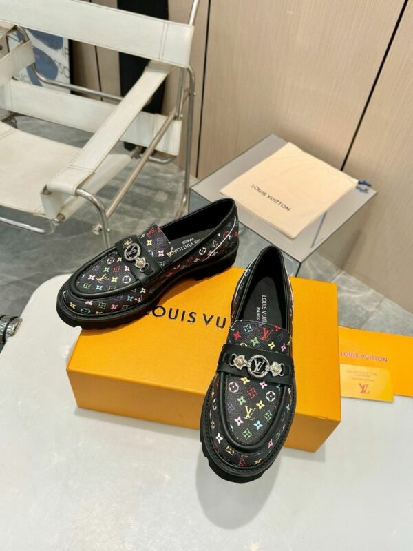 New Fashion Top Quality Women Shoes 135