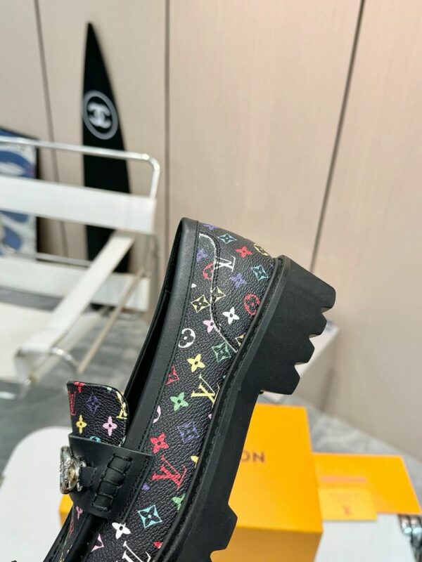 New Fashion Top Quality Women Shoes 135