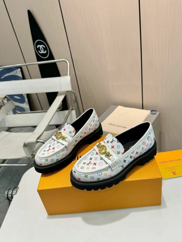 New Fashion Top Quality Women Shoes 135