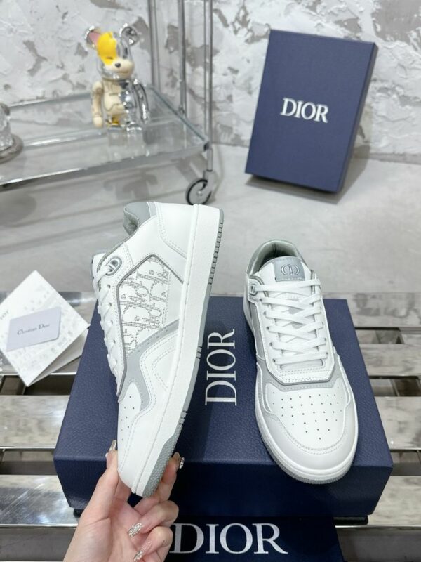 New Fashion Shoes D3160.1